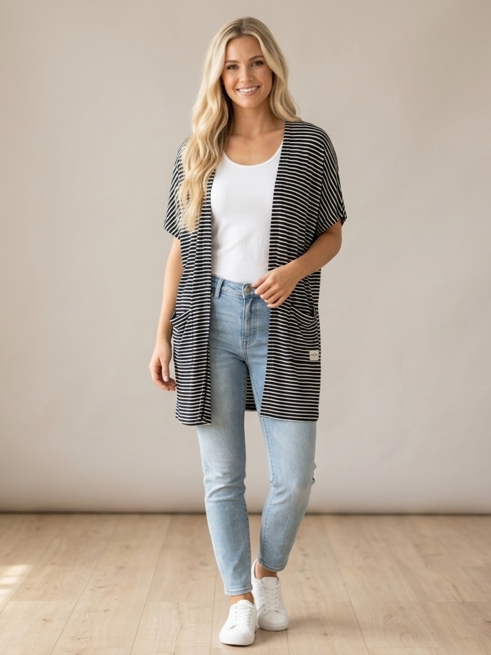 Striped Open-Front Short Sleeve Cardigan - Black & White